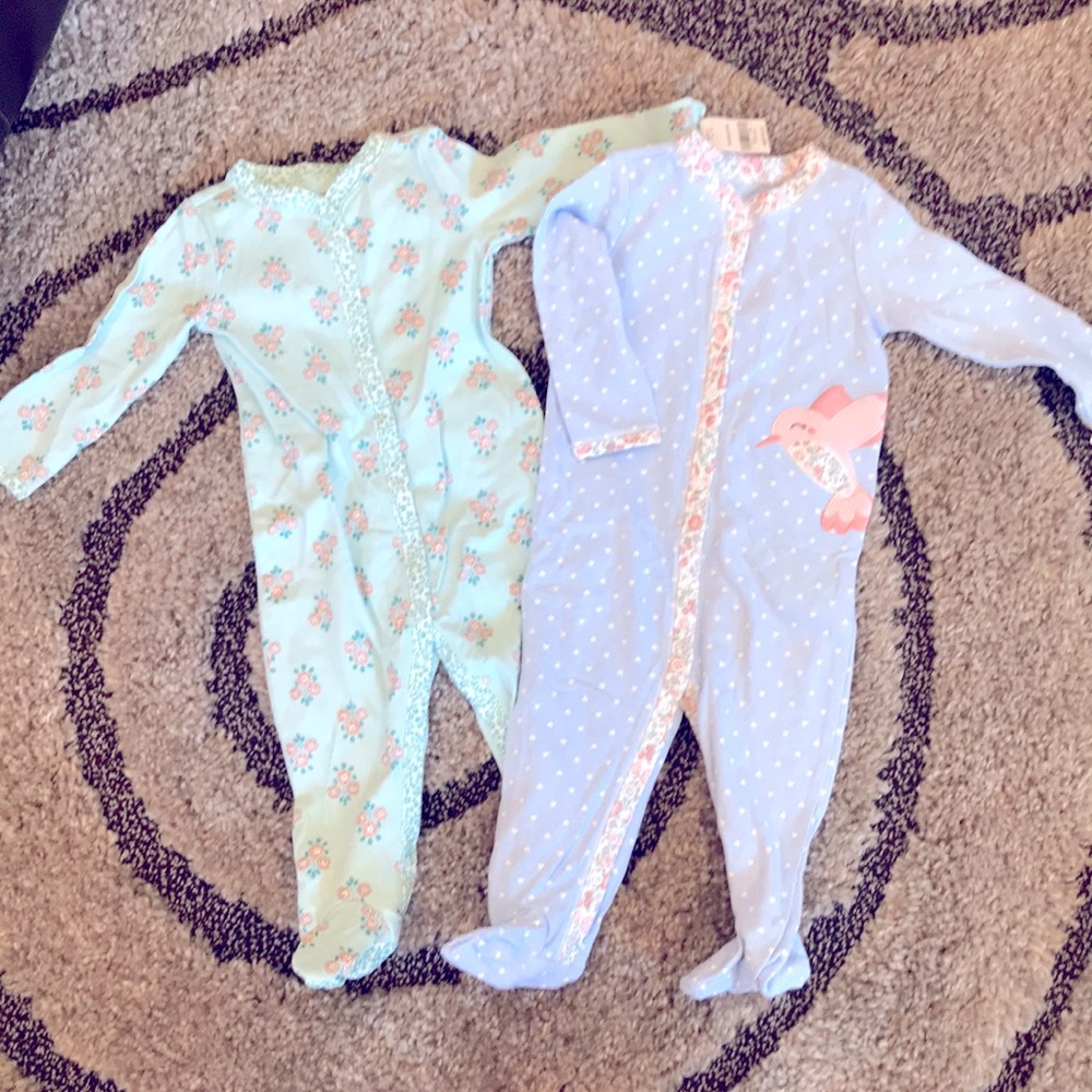 Carter’s bundle - Picture 1 of 3